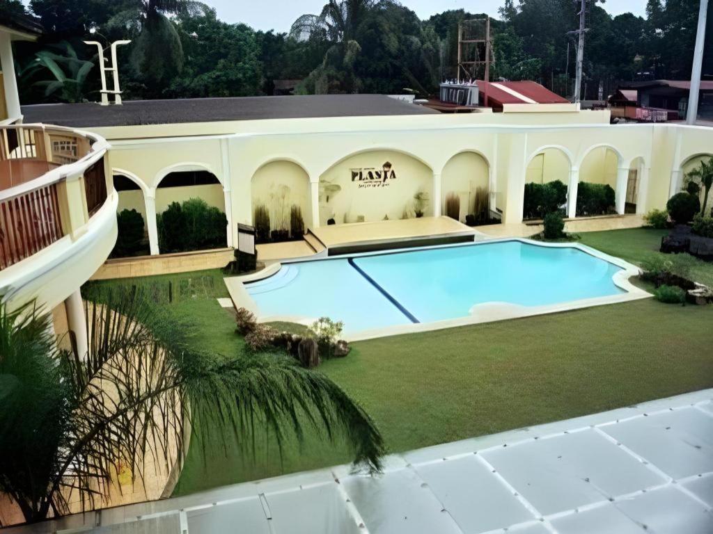 Planta Centro Bacolod Hotel&residencias Exterior foto